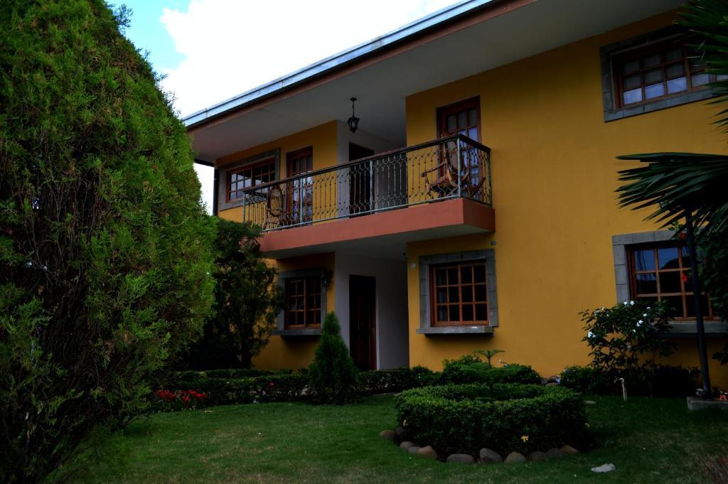 Hotel Los Pinos Managua Extérieur photo